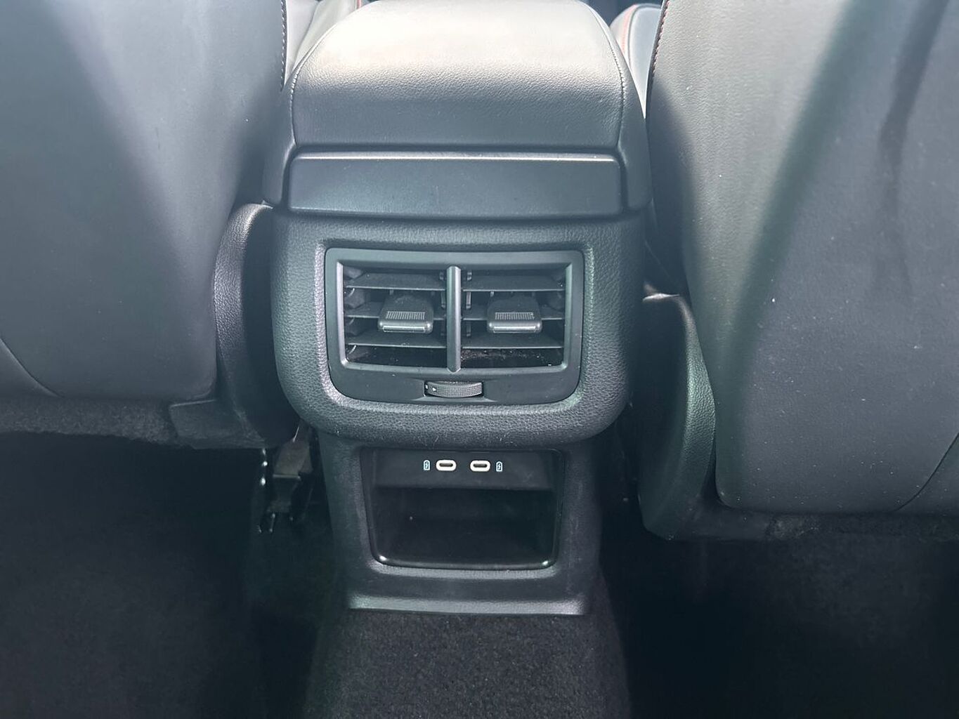 SEAT Ateca 1.5 TSI EVO FR Sport 5dr DSG